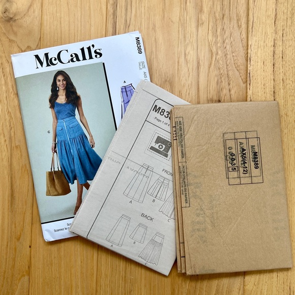 McCalls 8389, Misses’ Skirt Pattern - Picture 3 of 3